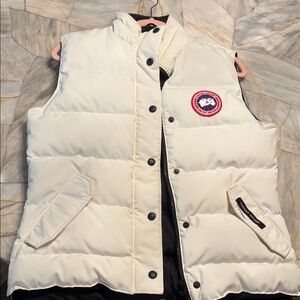 Canada Goose Off-White Puffer Vest